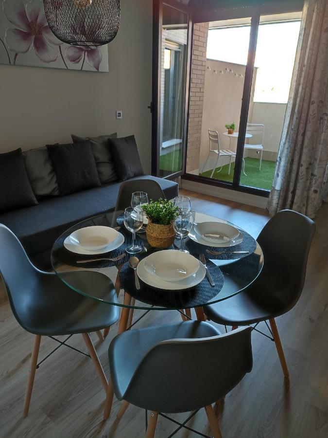 Apartamento Servet, Parking Gratuito Бормухос Екстериор снимка
